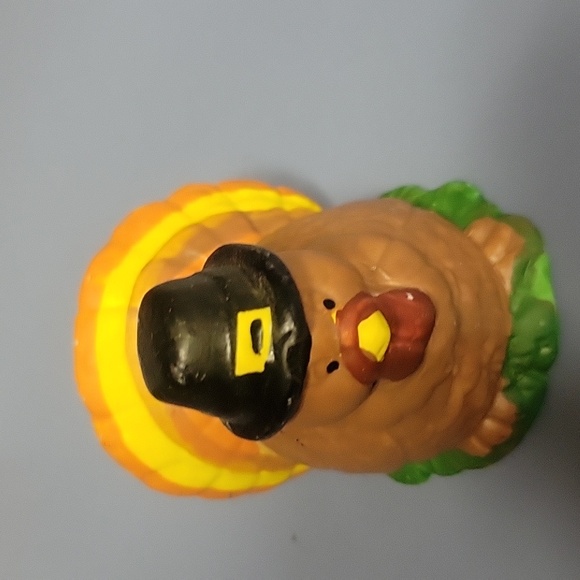 Hand painted turkey candle sticks and white candles - Picture 6 of 10